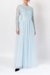 Needle & Thread(ニードル アンド スレッド)のロングドレス結婚式やパーティーにぴったりのレンタルアイテム。