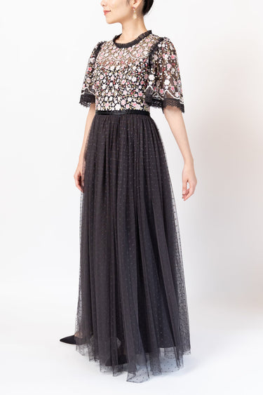 Needle & Thread(ニードル アンド スレッド)のロングドレス結婚式やパーティーにぴったりのレンタルアイテム。