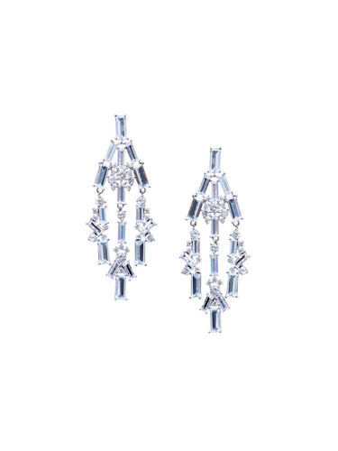 Noir Jewelry(ノワール ジュエリー)のピアス結婚式やパーティーにぴったりのレンタルアイテム。