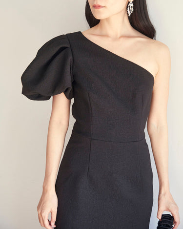 Rebecca Vallance(レベッカ ヴァランス)のミディドレス結婚式やパーティーにぴったりのレンタルアイテム。