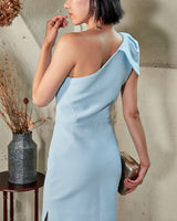 Rebecca Vallance(レベッカ ヴァランス)のミディドレス結婚式やパーティーにぴったりのレンタルアイテム。