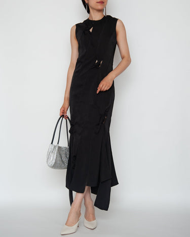 Rejina Pyo(レジーナ ピョウ)のミディドレス結婚式やパーティーにぴったりのレンタルアイテム。