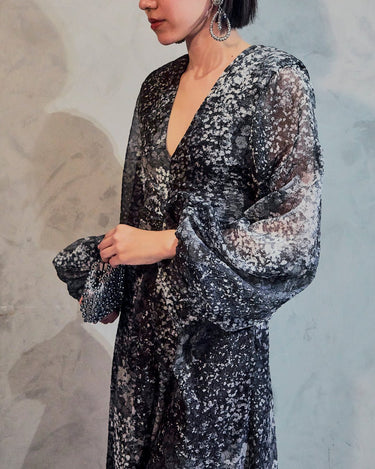 Rotate Birger Christensen(ローテート ビルガー クリステンセン)のミディドレス結婚式やパーティーにぴったりのレンタルアイテム。