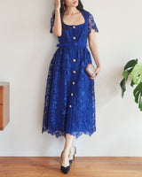 Self - Portrait(セルフ・ポートレート)のミディドレス結婚式やパーティーにぴったりのレンタルアイテム。