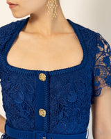 Self - Portrait(セルフ・ポートレート)のミディドレス結婚式やパーティーにぴったりのレンタルアイテム。