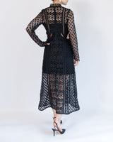 Self - Portrait(セルフ・ポートレート)のミディドレス結婚式やパーティーにぴったりのレンタルアイテム。