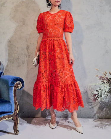 Self - Portrait(セルフ・ポートレート)のミディドレス結婚式やパーティーにぴったりのレンタルアイテム。