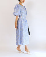 Simkhai(シンカイ)のミディドレス結婚式やパーティーにぴったりのレンタルアイテム。