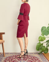 Badgley Mischka(バッジェリー ミシュカ)のミディドレス結婚式やパーティーにぴったりのレンタルアイテム。