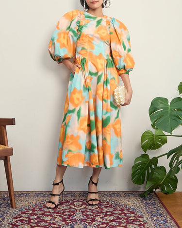 Rejina Pyo(レジーナ ピョウ)のミディドレス結婚式やパーティーにぴったりのレンタルアイテム。