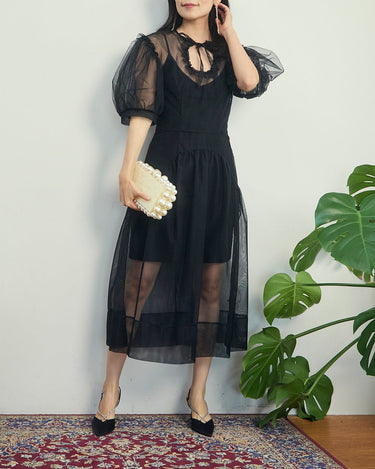 Simone Rocha(シモーネ ロシャ)のミディドレス結婚式やパーティーにぴったりのレンタルアイテム。