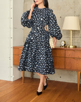 Cecilie Bahnsen(セシリー バンセン)のミディドレス結婚式やパーティーにぴったりのレンタルアイテム。