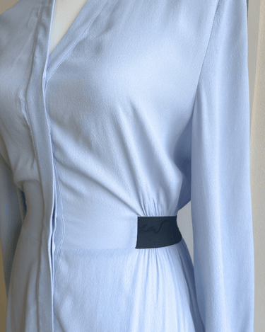 Karl Lagerfeld(カール ラガーフェルド)のミディドレス結婚式やパーティーにぴったりのレンタルアイテム。