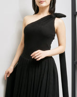 Staud(スタウド)のロングドレス結婚式やパーティーにぴったりのレンタルアイテム。