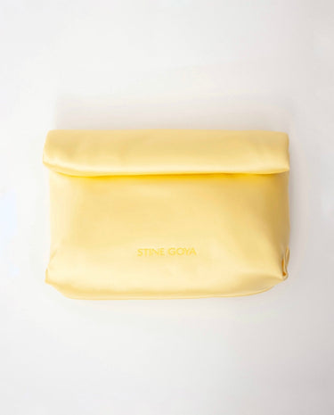 Stine Goya(スティーヌ ゴヤ)のクラッチ結婚式やパーティーにぴったりのレンタルアイテム。