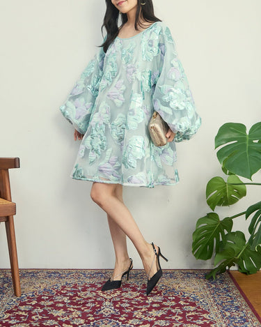 Arianne Elmy(アリアンヌ エルミー)のミニドレス結婚式やパーティーにぴったりのレンタルアイテム。