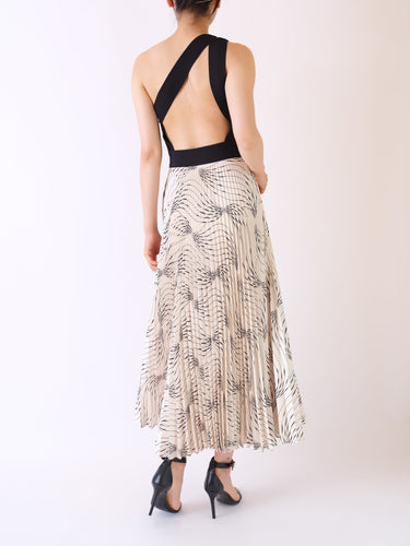 Victoria Victoria Beckham(ヴィクトリア ヴィクトリア ベッカム)のロングドレス結婚式やパーティーにぴったりのレンタルアイテム。