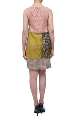 Moschino Cheap And Chic(モスキーノ チープ アンド シック)のひざ丈ドレス結婚式やパーティーにぴったりのレンタルアイテム。