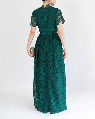 Self - Portrait(セルフ・ポートレート)のロングドレス結婚式やパーティーにぴったりのレンタルアイテム。