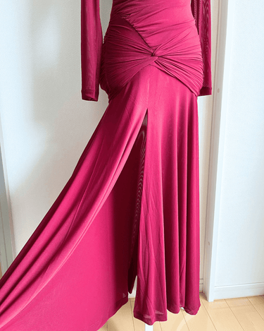 Bardot(バルドー)のロングドレス結婚式やパーティーにぴったりのレンタルアイテム。