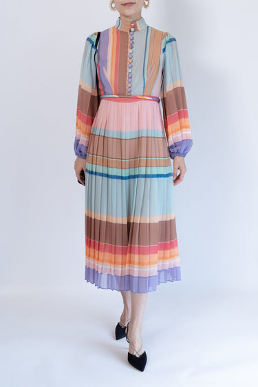 Zimmermann(ジマーマン)のミディドレス結婚式やパーティーにぴったりのレンタルアイテム。