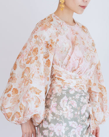 Zimmermann(ジマーマン)のひざ丈ドレス結婚式やパーティーにぴったりのレンタルアイテム。