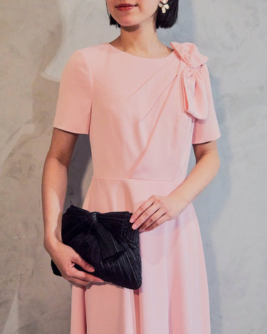 Shashi（シャシ）のピアス結婚式やパーティーにぴったりのレンタルアイテム。