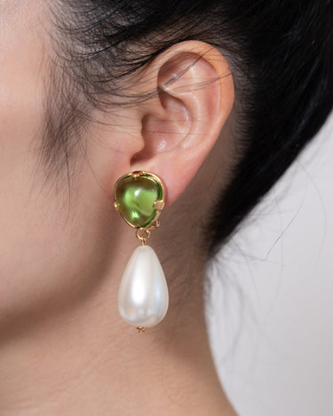 Kenneth Jay Lane（ケネス ジェイ レーン ）のイヤリング結婚式やパーティーにぴったりのレンタルアイテム。