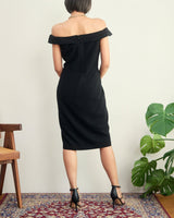 Black Halo（ブラック ヘイロー）のひざ丈ドレス結婚式やパーティーにぴったりのレンタルアイテム。