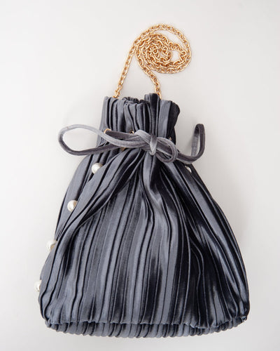 Pomikaki（ポミカーキ）のショルダーバッグ結婚式やパーティーにぴったりのレンタルアイテム。