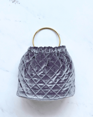 Pomikaki（ポミカーキ）のハンドバッグ結婚式やパーティーにぴったりのレンタルアイテム。