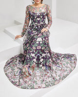 Marchesa Notte チュールドレス 座った姿 正面 - 軽やか素材