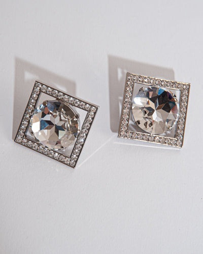 Alessandra Rich（アレッサンドラ リッチ）のイヤリング結婚式やパーティーにぴったりのレンタルアイテム。