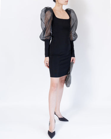 Alice + Olivia（アリス アンド オリビア）のミニドレス結婚式やパーティーにぴったりのレンタルアイテム。