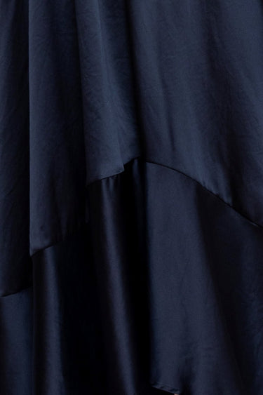 AnnaRita N（アンナリタ エンネ）のミディドレス結婚式やパーティーにぴったりのレンタルアイテム。