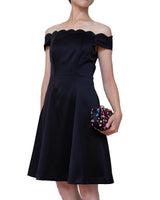 Badgley Mischka（バッジェリー ミシュカ）のひざ丈ドレス結婚式やパーティーにぴったりのレンタルアイテム。