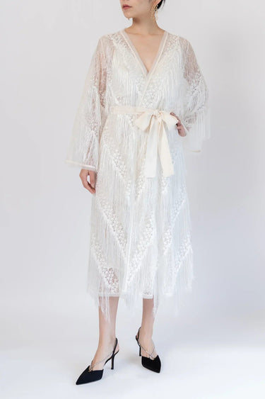 Bcbgmaxazria（ビーシービージーマックスアズリア）のミディドレス結婚式やパーティーにぴったりのレンタルアイテム。