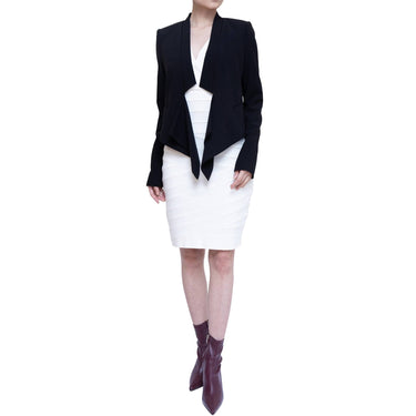 Bcbgmaxazria（ビーシービージーマックスアズリア）のドレスジャケット結婚式やパーティーにぴったりのレンタルアイテム。