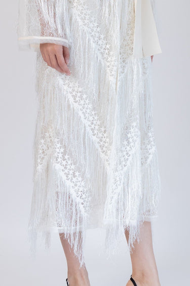 Bcbgmaxazria（ビーシービージーマックスアズリア）のミディドレス結婚式やパーティーにぴったりのレンタルアイテム。