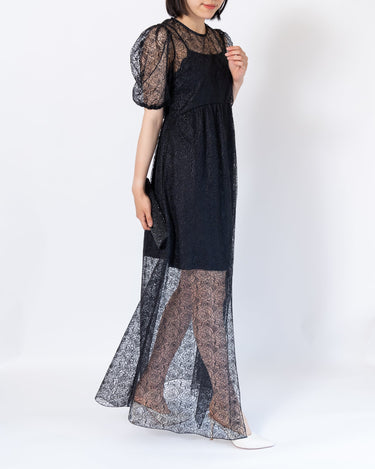 Be Blumarine（ビー ブルマリン）のロングドレス結婚式やパーティーにぴったりのレンタルアイテム。