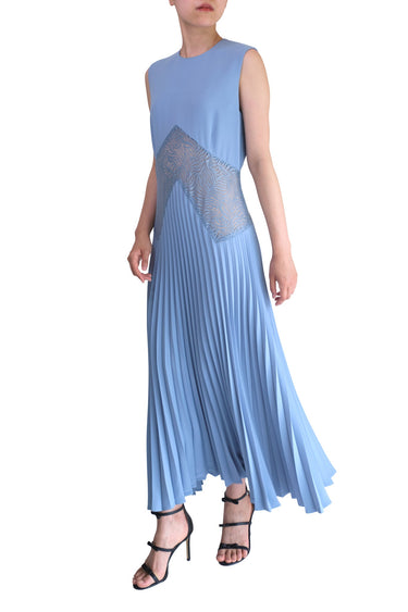 Beaufille（ボーフィー）のロングドレス結婚式やパーティーにぴったりのレンタルアイテム。