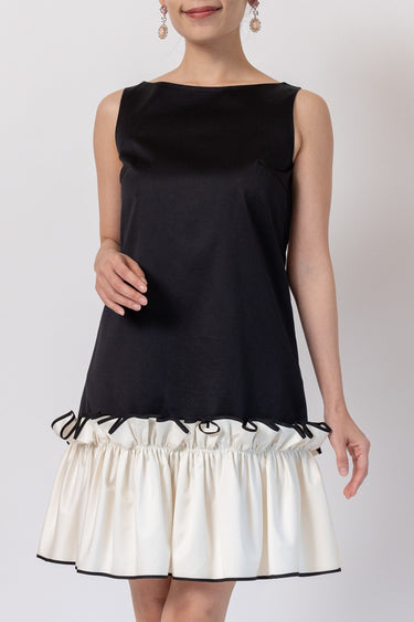 Bounkit（ボンキット）のピアス結婚式やパーティーにぴったりのレンタルアイテム。