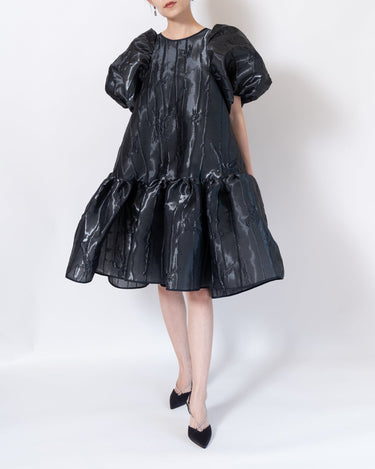 黒｜パフ袖｜レンタルドレス｜結婚式お呼ばれ｜Cecilie Bahnsen（セシリーバンセン）