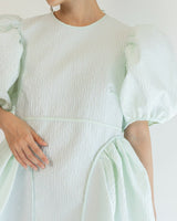 Cecilie Bahnsen（セシリー バンセン）のミディドレス結婚式やパーティーにぴったりのレンタルアイテム。