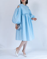 レンタルドレス｜Cecilie Bahnsen（セシリーバンセン）｜水色｜ジャカード｜ミディ丈｜結婚式お呼ばれ