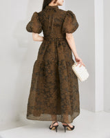 花柄キルティングのセシリーバンセン Kellyドレス。結婚式やパーティーにおすすめ。