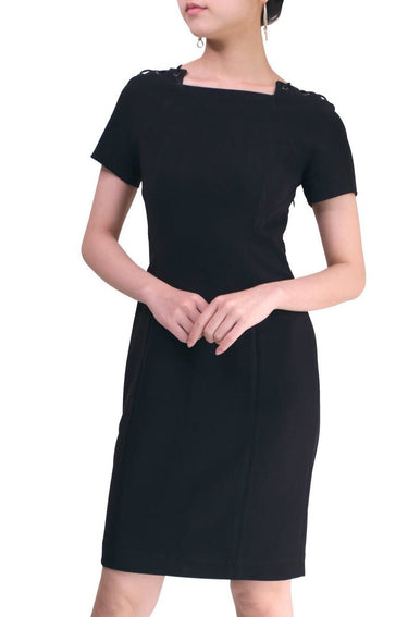 Diane von Furstenberg（ダイアン フォン ファステンバーグ）のひざ丈ドレス結婚式やパーティーにぴったりのレンタルアイテム。