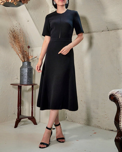 Dion Lee（ディオン リー）のミディドレス結婚式やパーティーにぴったりのレンタルアイテム。