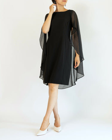 DKNY（ダナキャランニューヨーク）のミディドレス結婚式やパーティーにぴったりのレンタルアイテム。