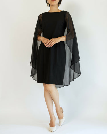 DKNY（ダナキャランニューヨーク）のミディドレス結婚式やパーティーにぴったりのレンタルアイテム。